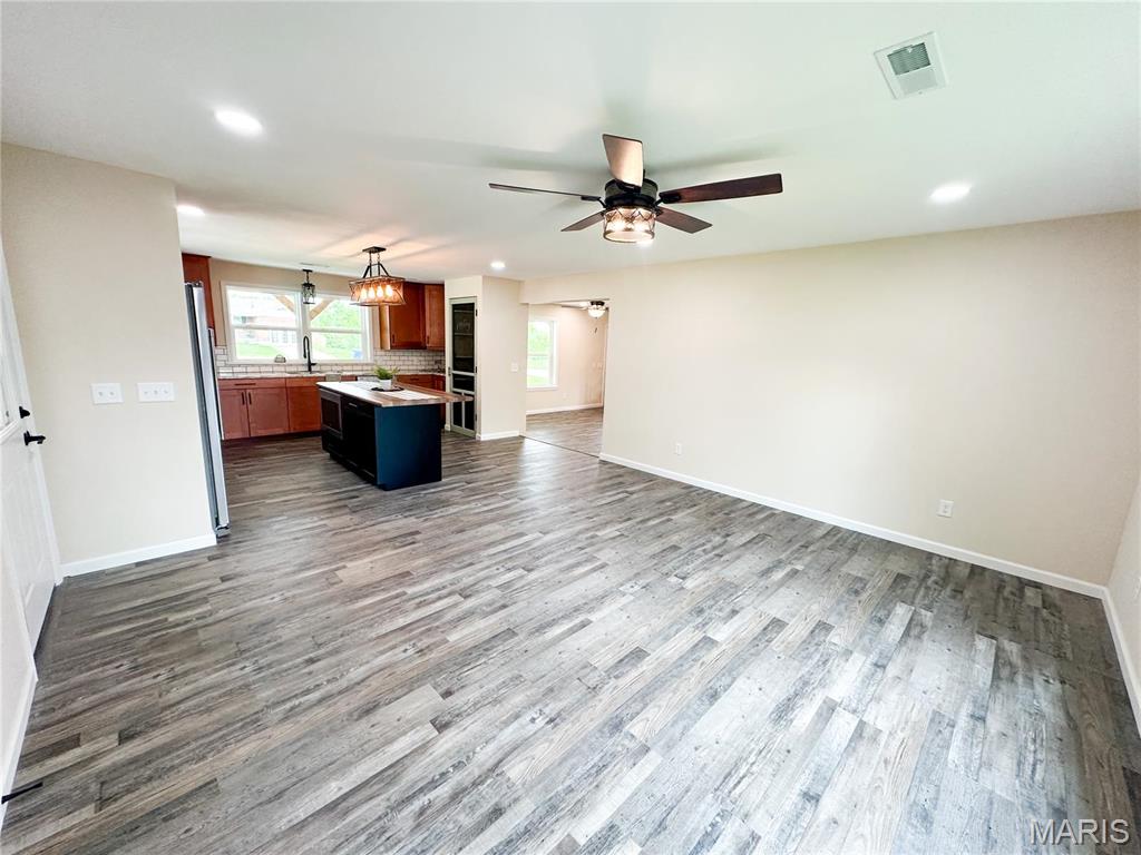 Photo 6 - Residential for sale – 800 E Center Street  Salem, MO
