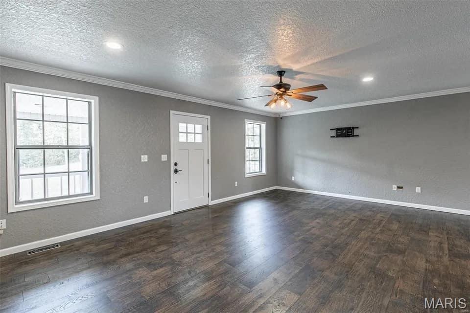 Photo 7 - Residential for sale – 1537  Highway 34   Van Buren, MO