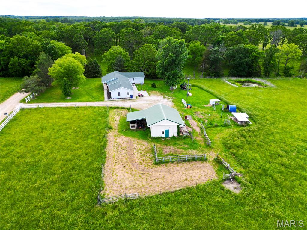 Photo 7 - Residential for sale – 23784  Maries Road 410 Road  Belle, MO