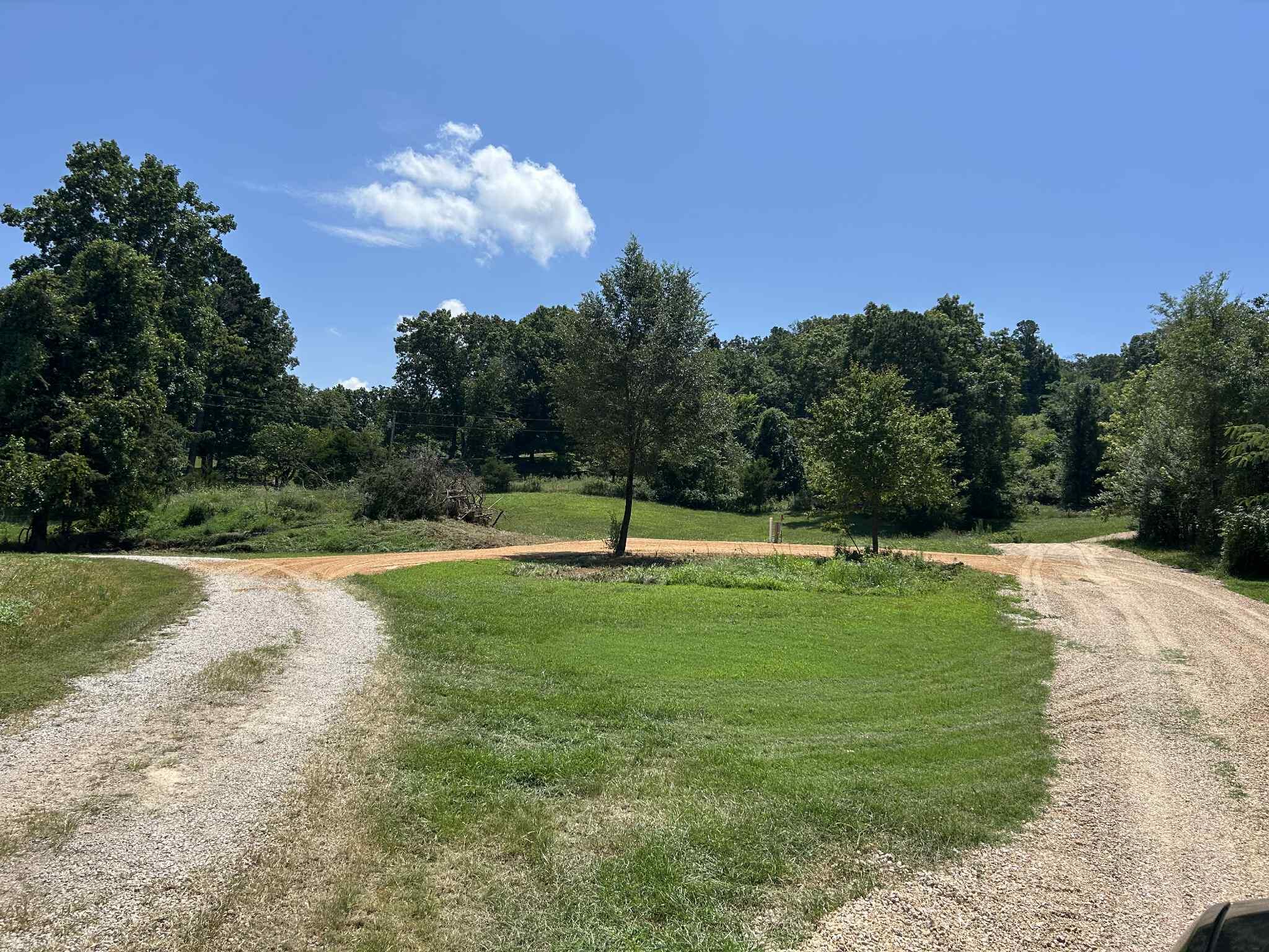 Land for sale – 16671  Chrisco Lane   Eminence, MO