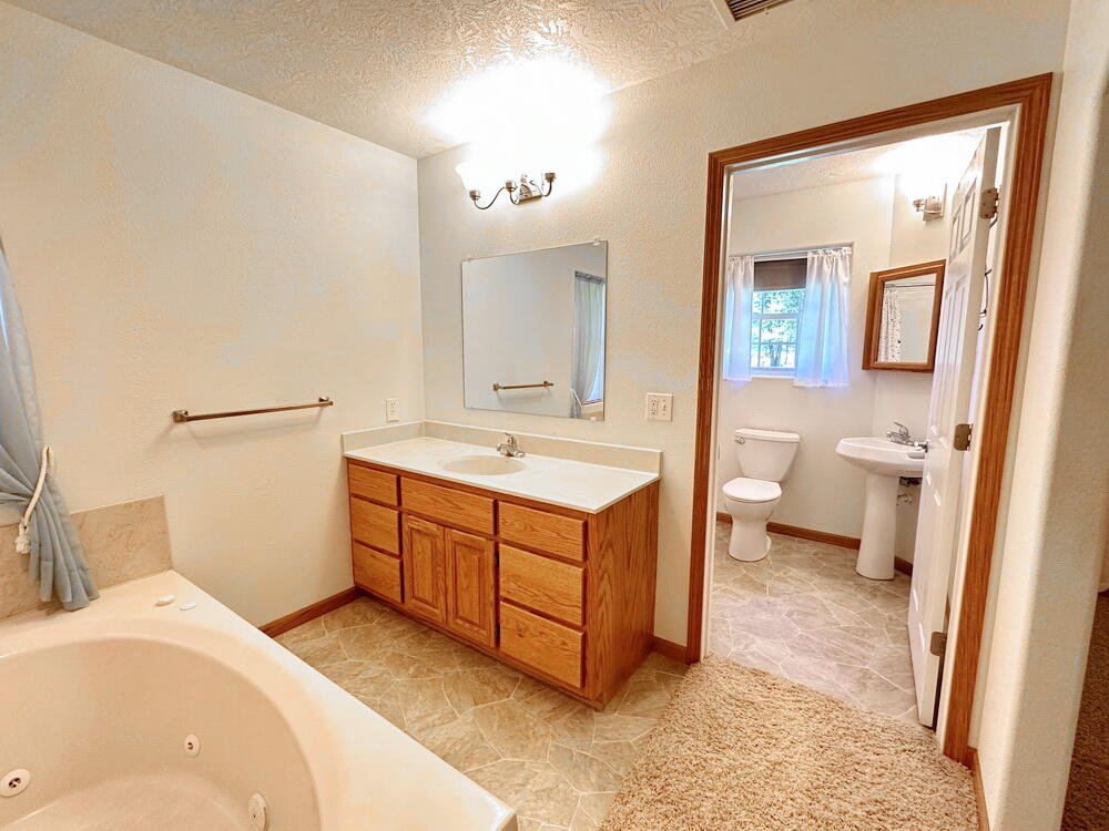 Photo 24 - Residential for sale – 2564 S 365 Road  El Dorado Springs, MO