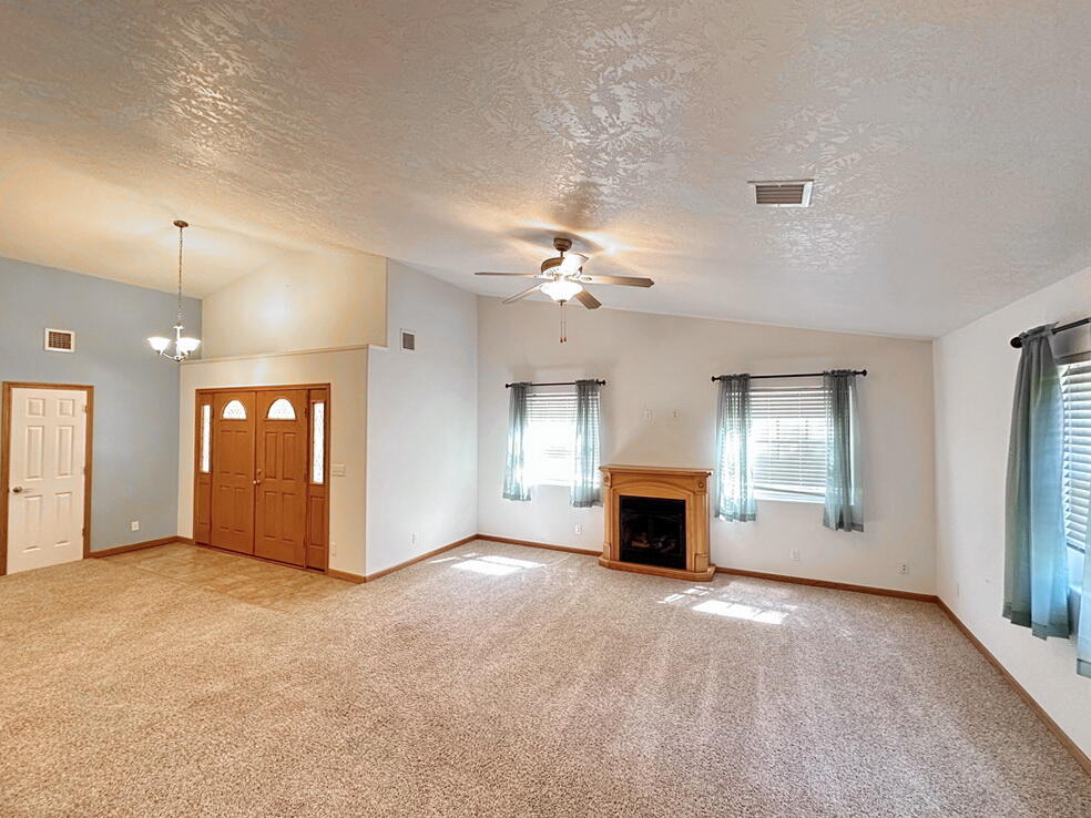 Photo 10 - Residential for sale – 2564 S 365 Road  El Dorado Springs, MO