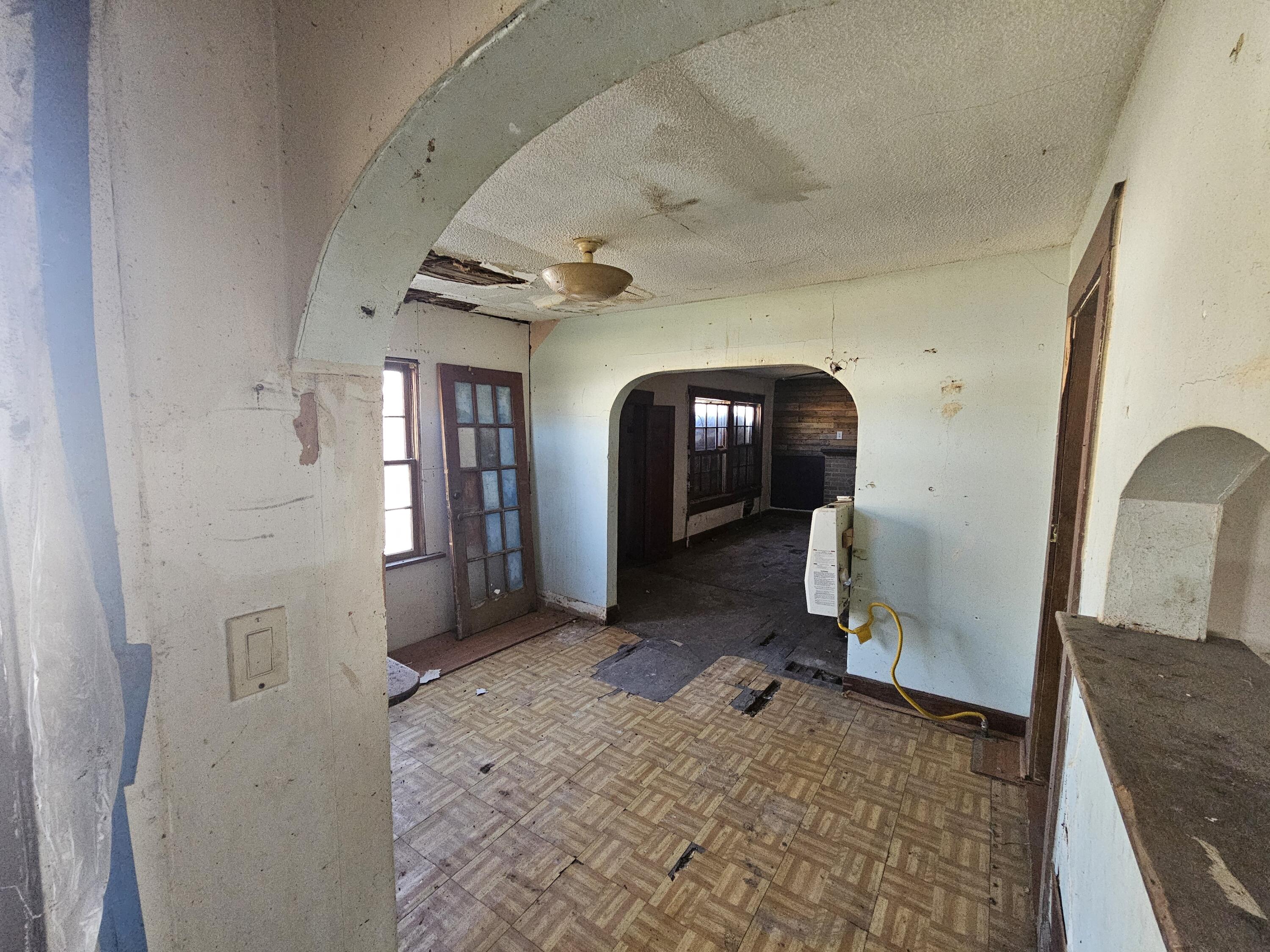 Photo 13 - Residential for sale – 204 E Olive Street  El Dorado Springs, MO