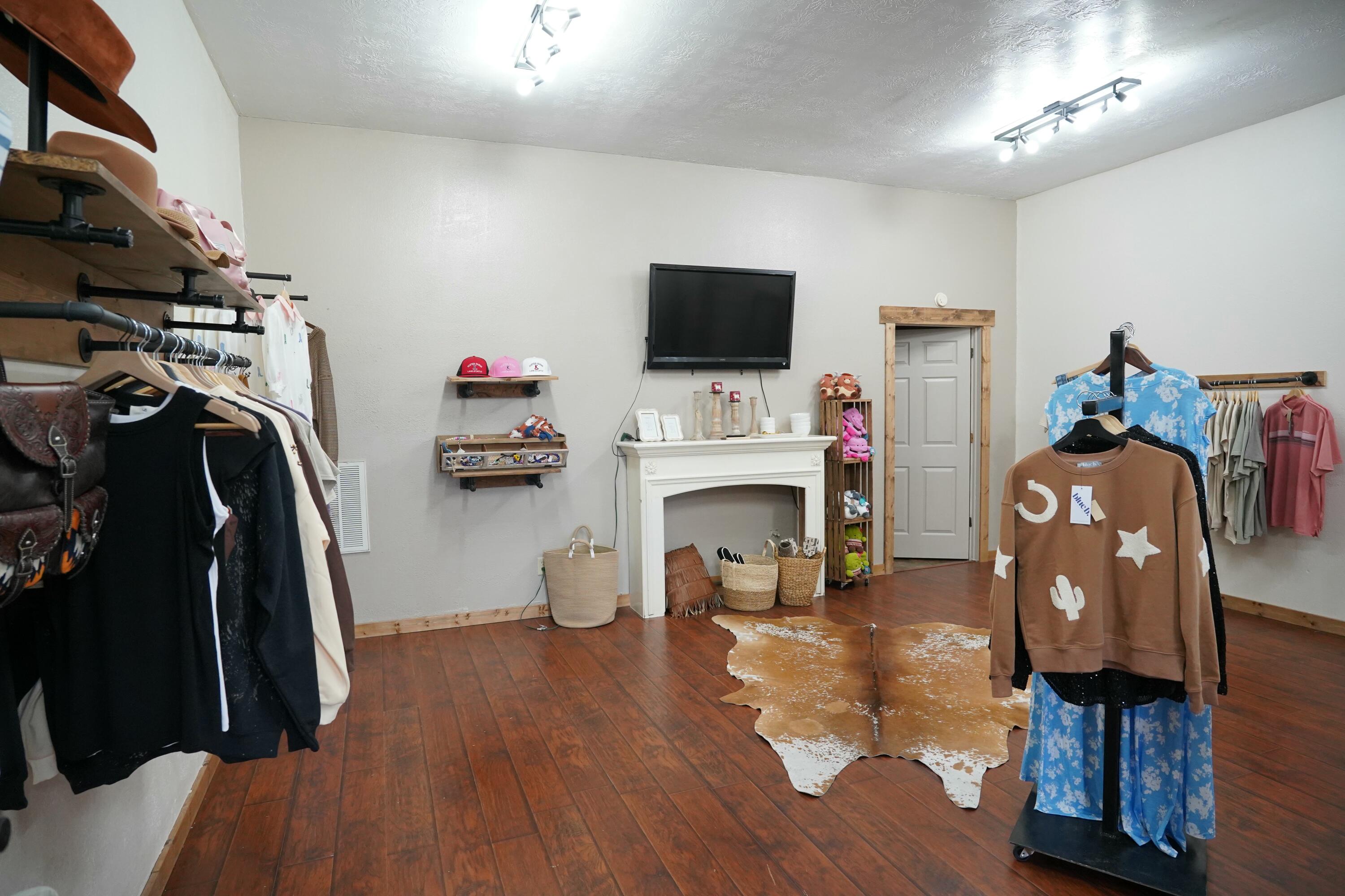 Photo 11 - Commercial Sale for sale – 348  Ozark Street  Cabool, MO
