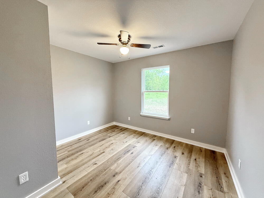 Photo 21 - Residential for sale – 321 W Hainline Road  El Dorado Springs, MO