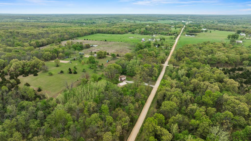 Photo 6 - Residential for sale – 10689 S S. 425 Road  El Dorado Springs, MO