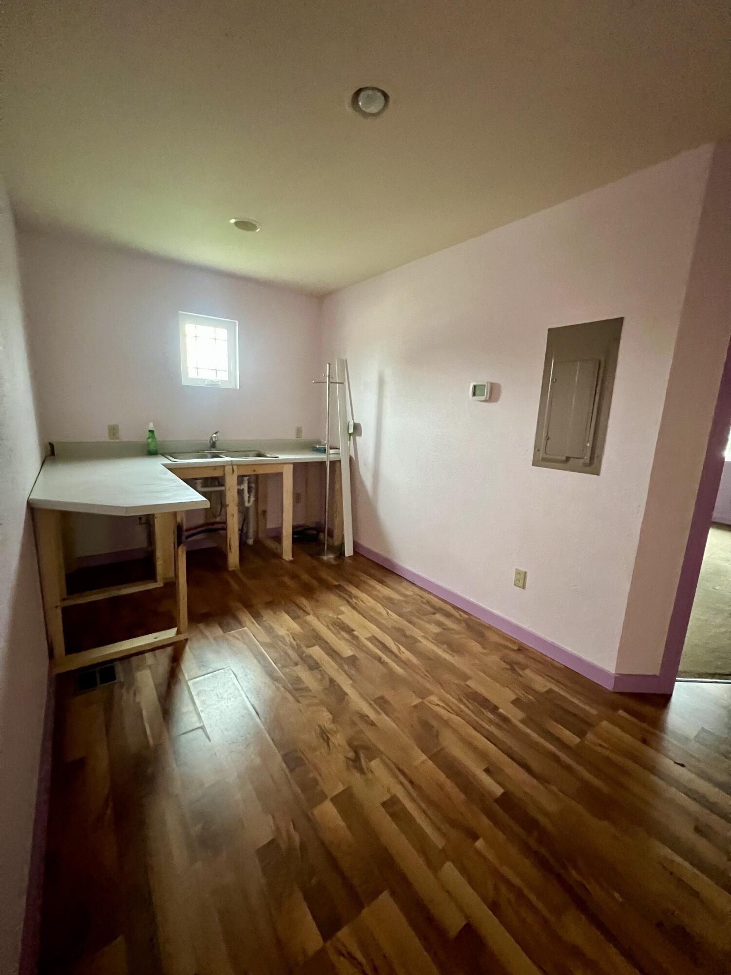 Residential for sale – 402  Elsie Street Street  Van Buren, MO