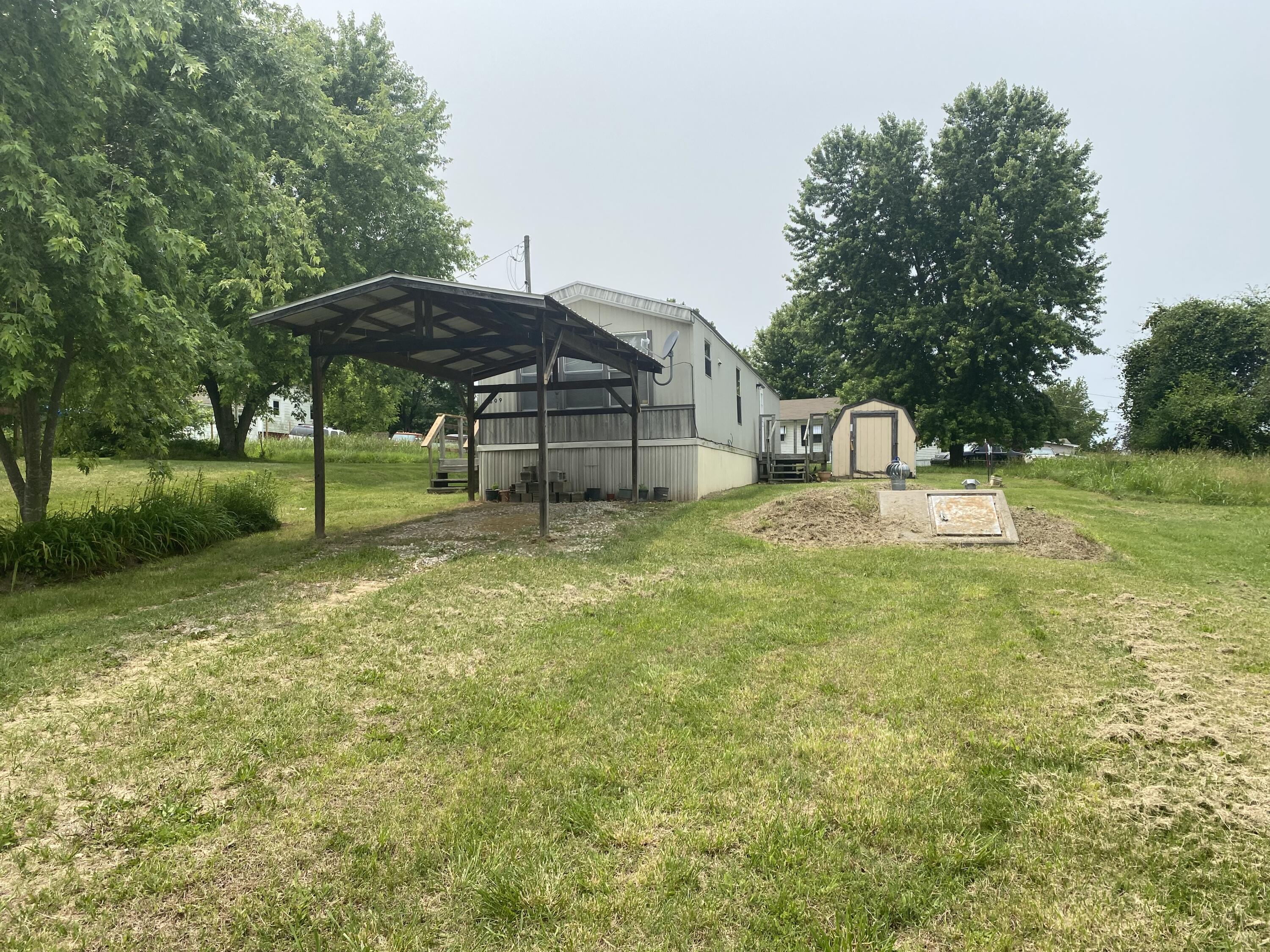 address: 309 S Chestnut Street