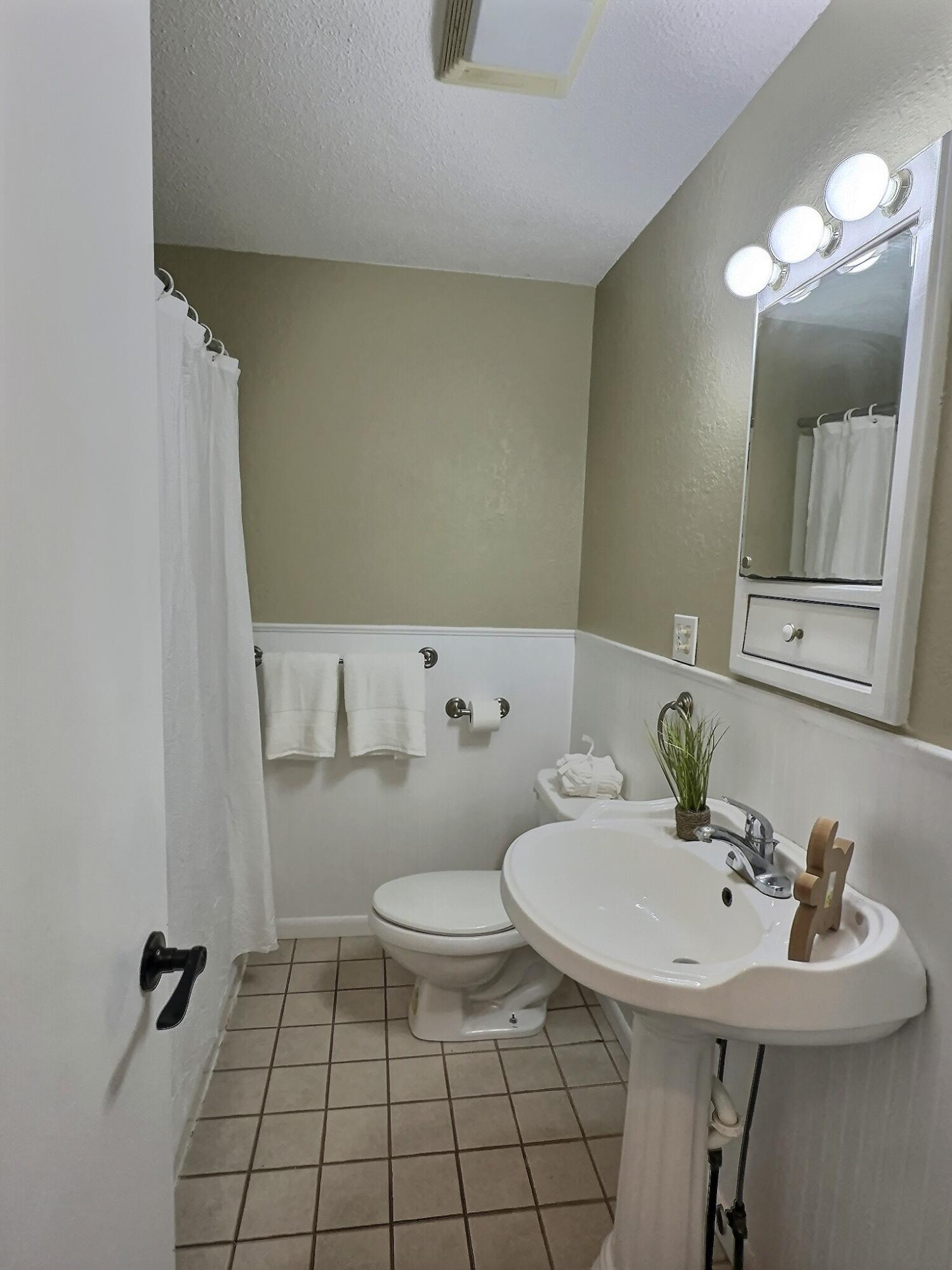 Photo 21 - Residential for sale – 1707  Witt Drive  El Dorado Springs, MO