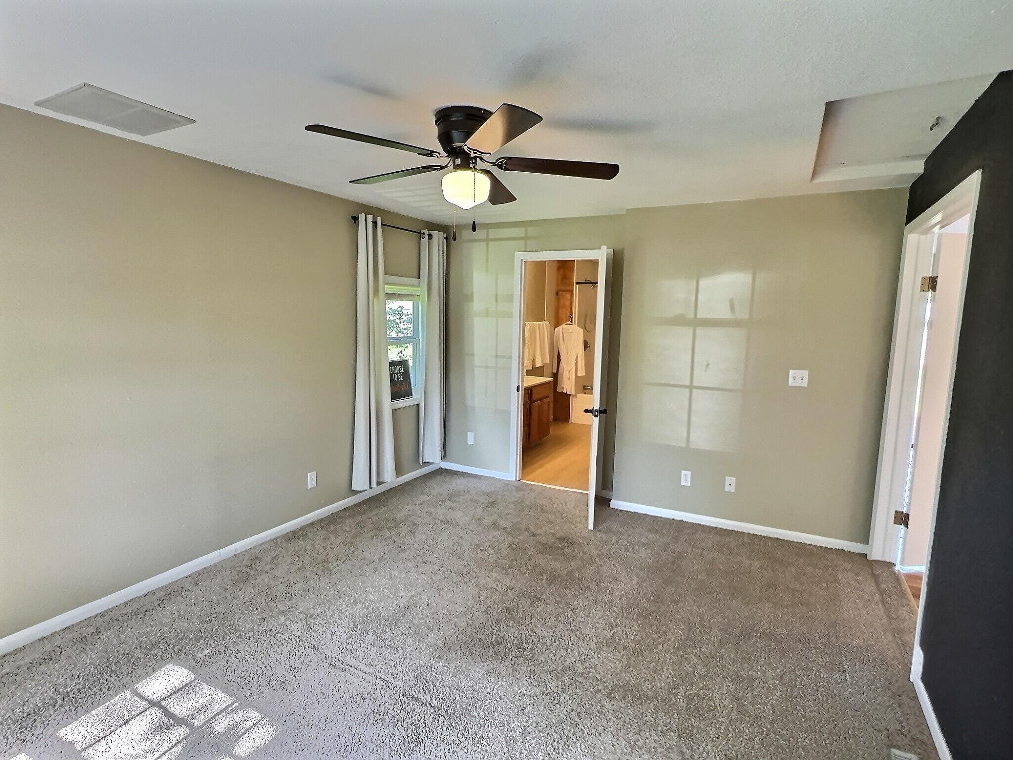 Photo 13 - Residential for sale – 1707  Witt Drive  El Dorado Springs, MO