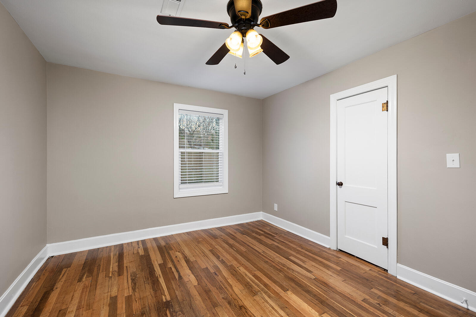 Photo 127 - Residential for sale – 621 S Woodhaven Road  Nixa, MO