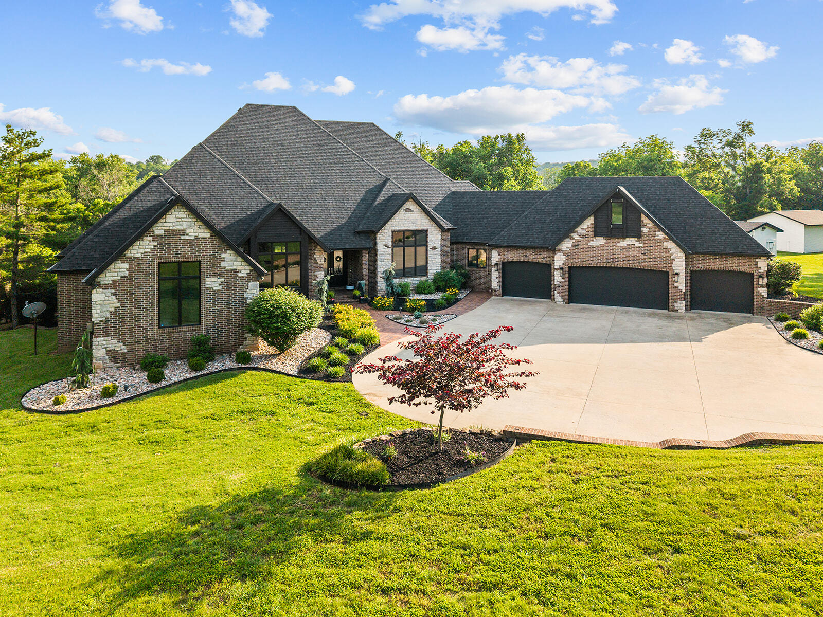 Photo 12 - Residential for sale – 621 S Woodhaven Road  Nixa, MO
