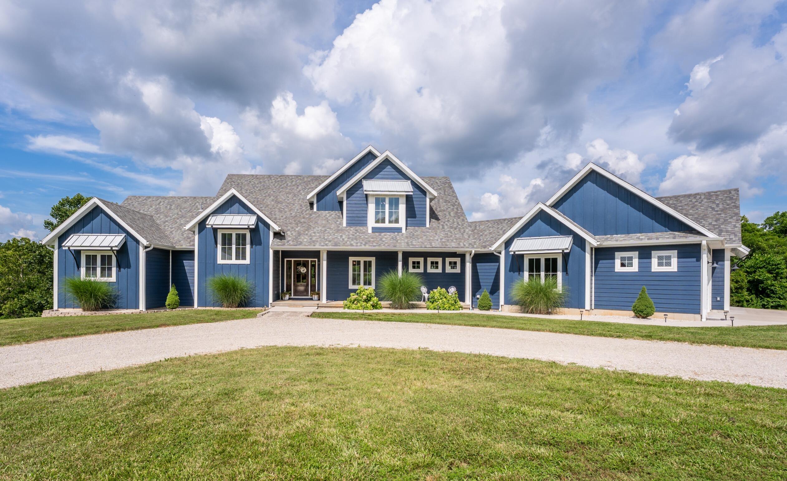 Residential for sale – 155  Cedar Springs Avenue  Kissee Mills, MO