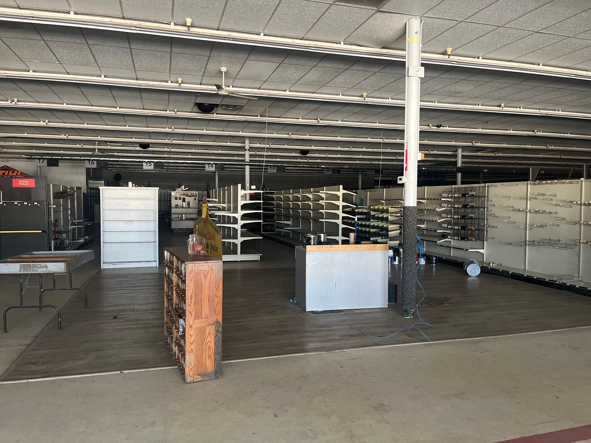 Photo 5 - Commercial Sale for sale – 1115  Springfield Road   Ava, MO