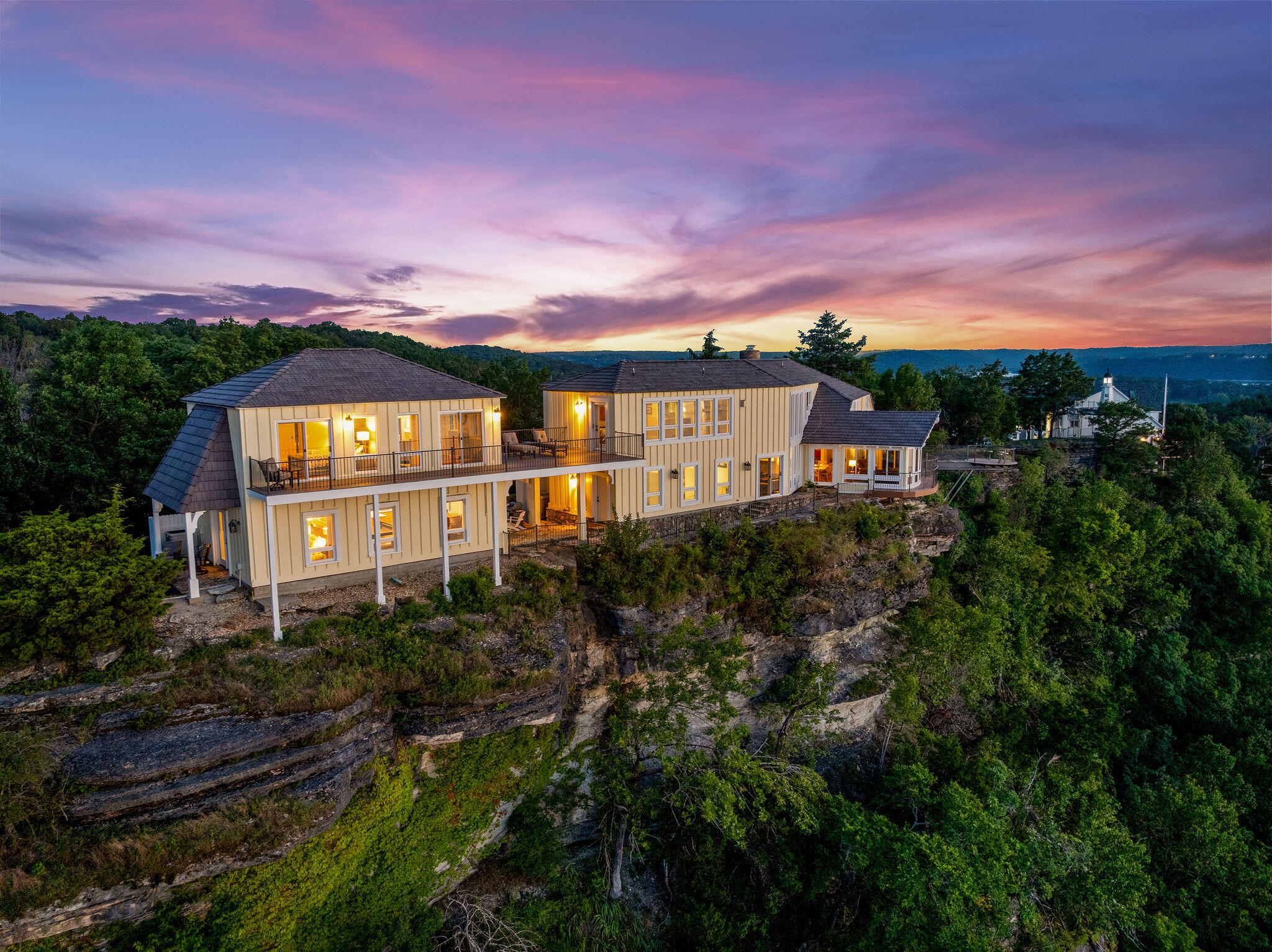 Photo 10 - Residential for sale – 375  Slane Chapel Road  Branson West, MO