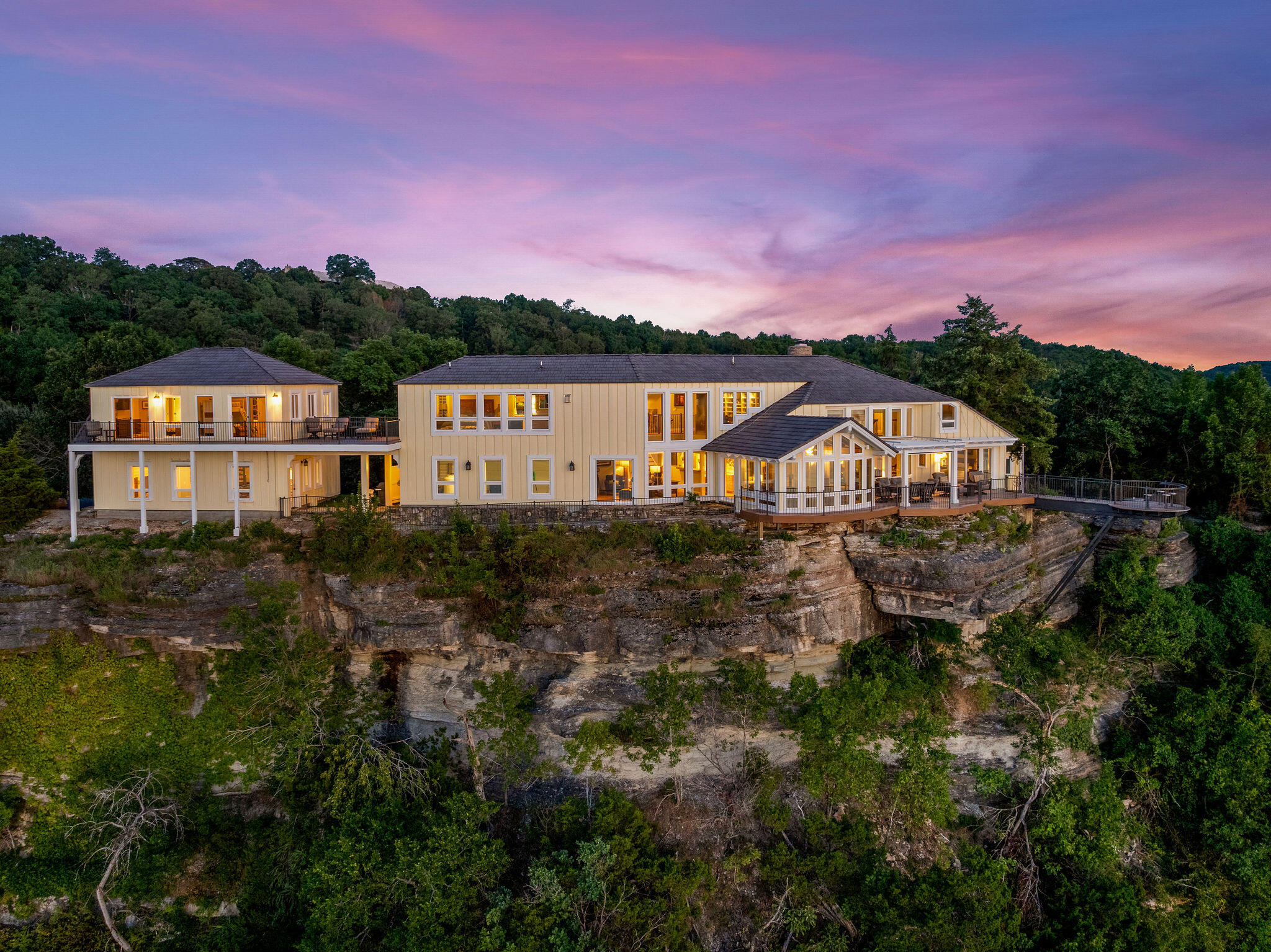 Photo 11 - Residential for sale – 375  Slane Chapel Road  Branson West, MO