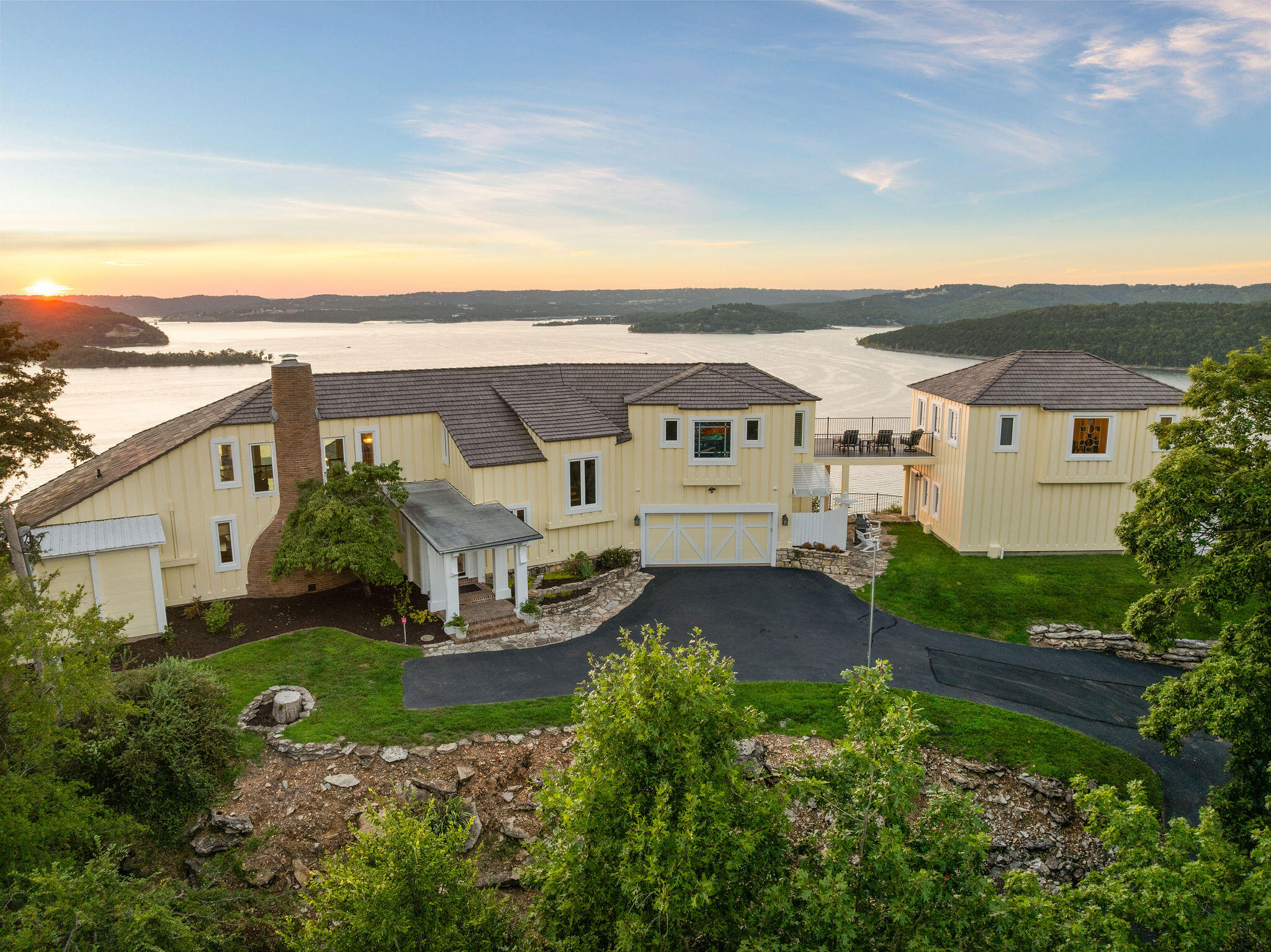 Photo 7 - Residential for sale – 375  Slane Chapel Road  Branson West, MO