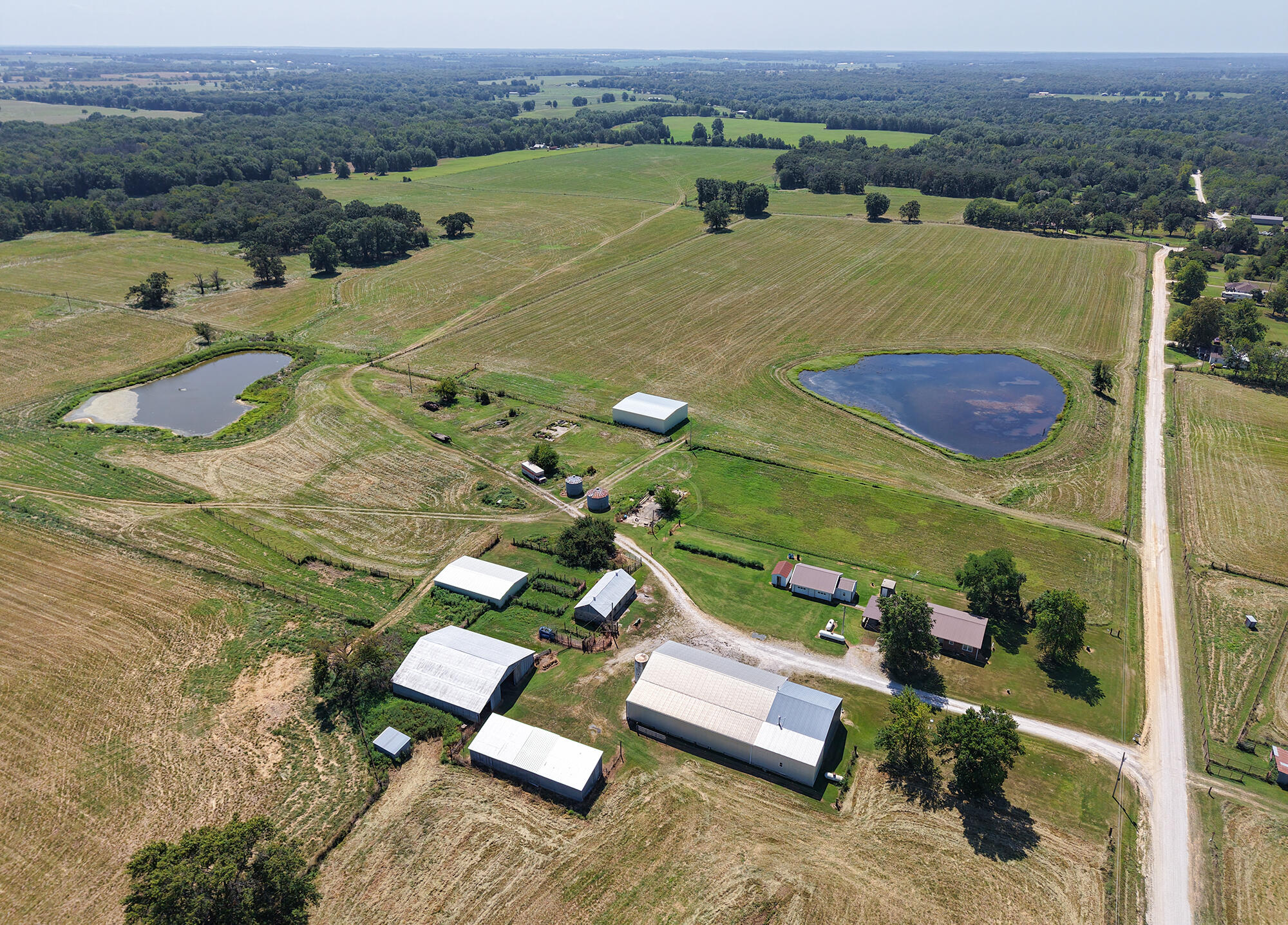 Photo 18 - Farm for sale – 15703 S 2850 Road  El Dorado Springs, MO