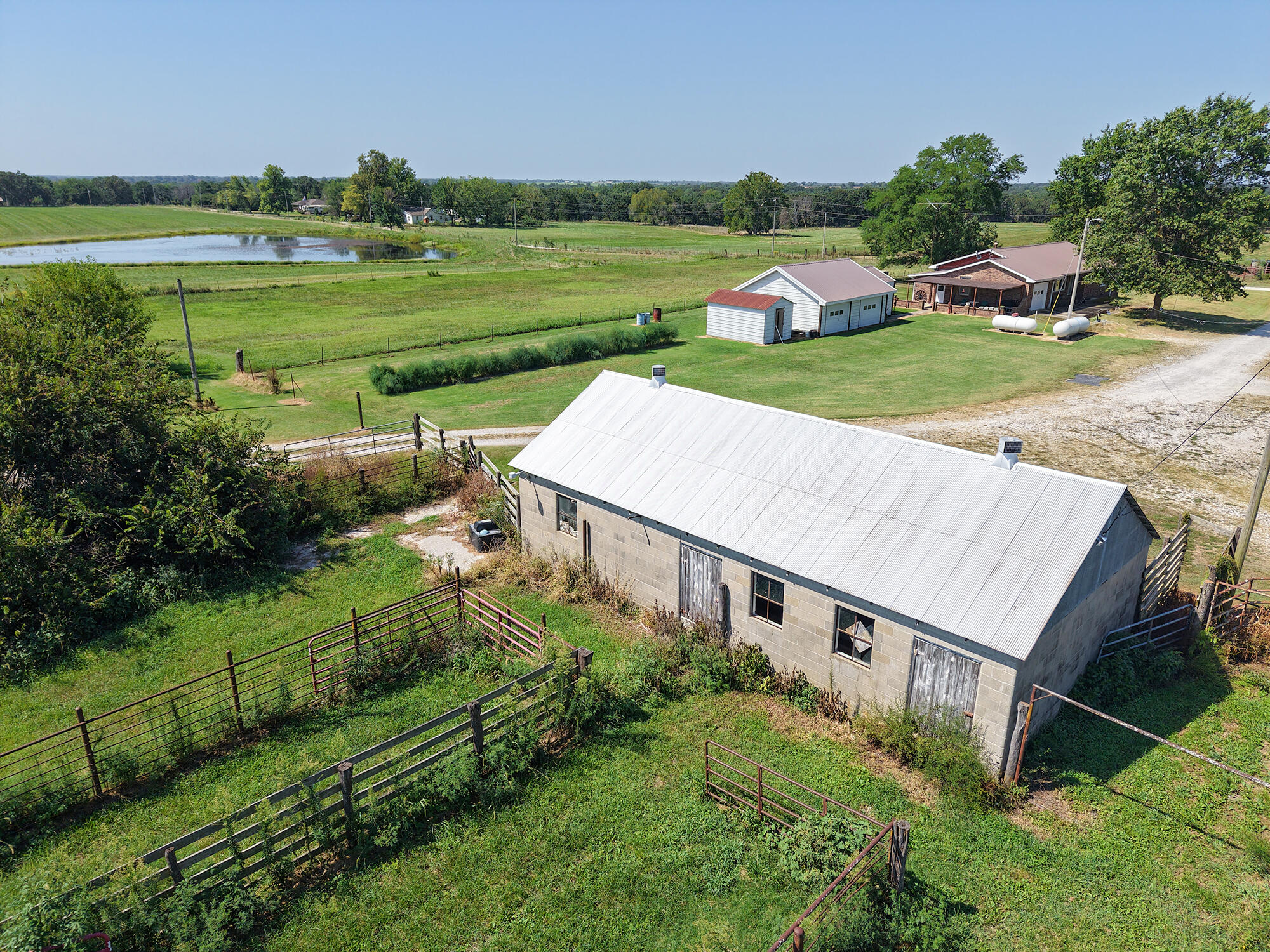 Photo 36 - Farm for sale – 15703 S 2850 Road  El Dorado Springs, MO