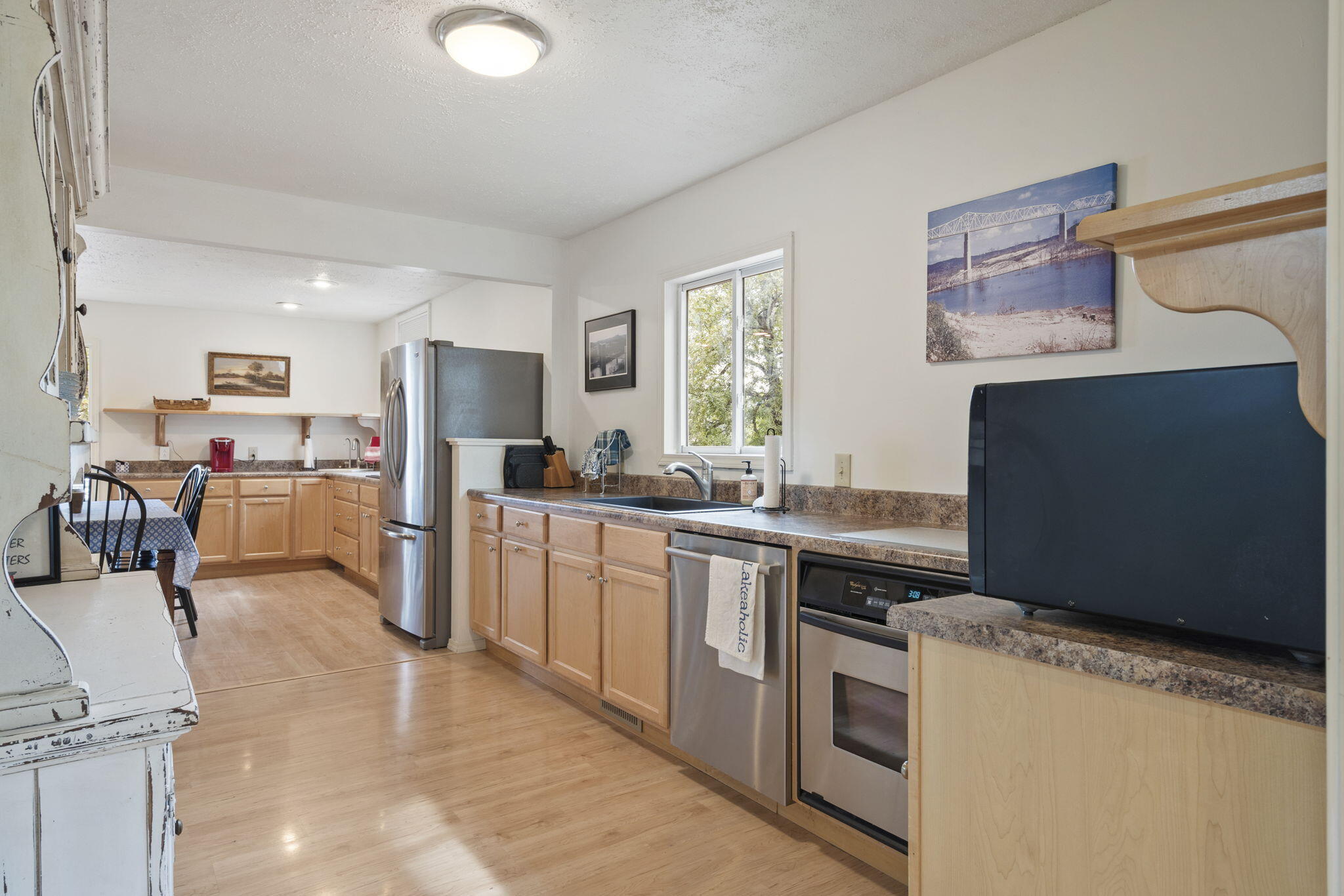 Photo 19 - Residential for sale – 220  Bittersweet Circle  Kimberling City, MO