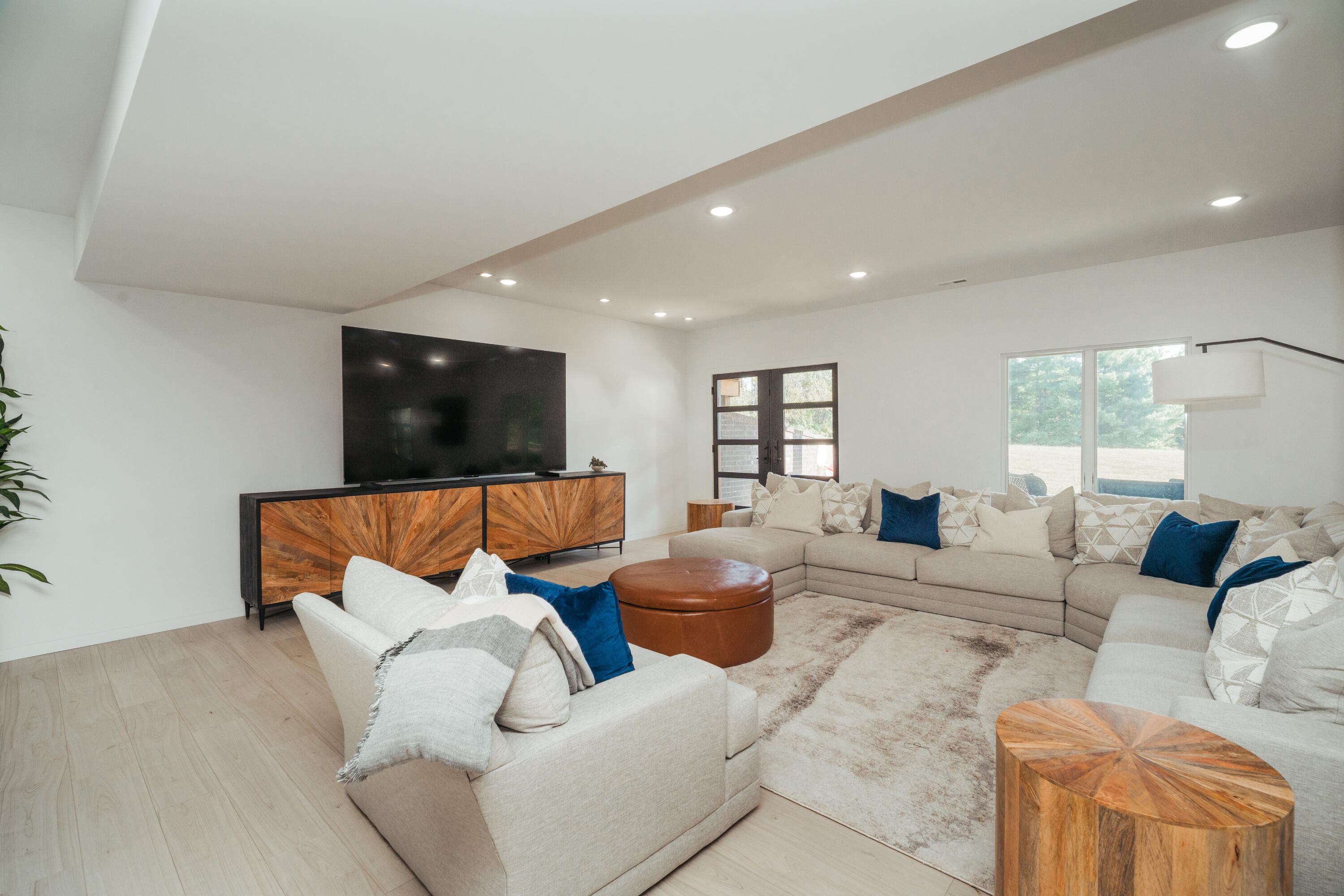 Photo 93 - Residential for sale – 700 N Farm Road 193   Springfield, MO