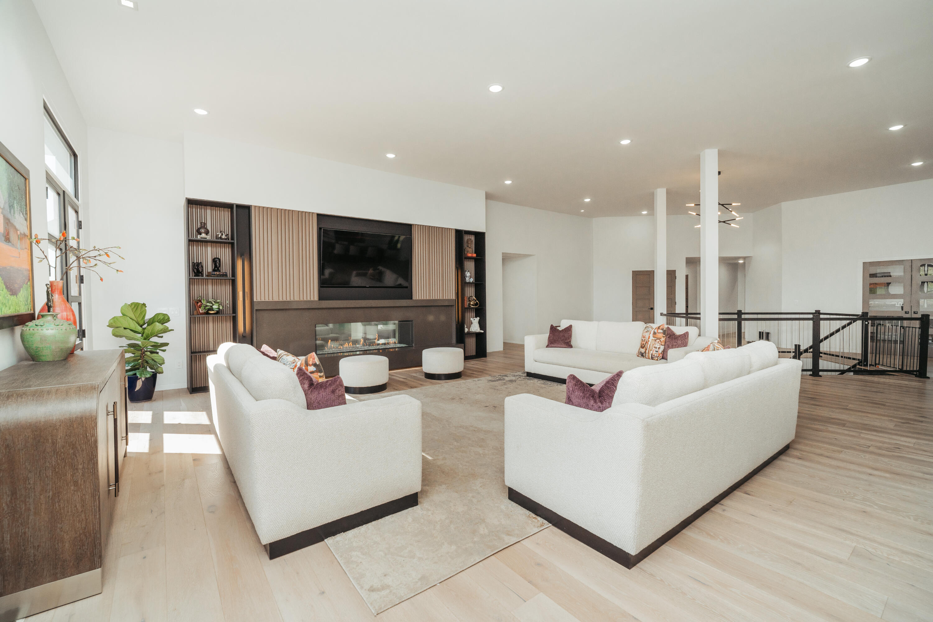 Photo 15 - Residential for sale – 700 N Farm Road 193   Springfield, MO