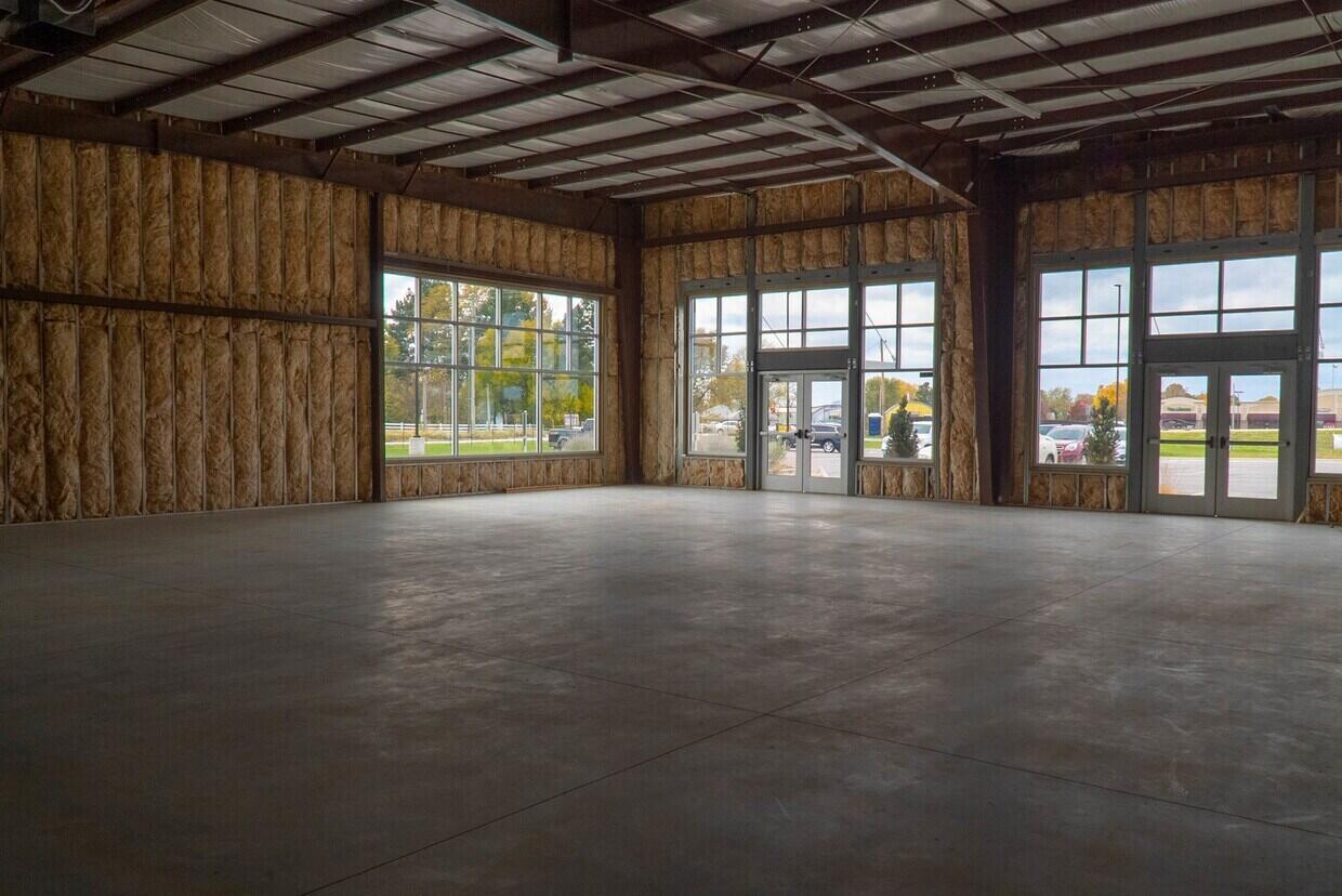 Photo 23 - Commercial Sale for sale – 306 E Chestnut Street  Strafford, MO