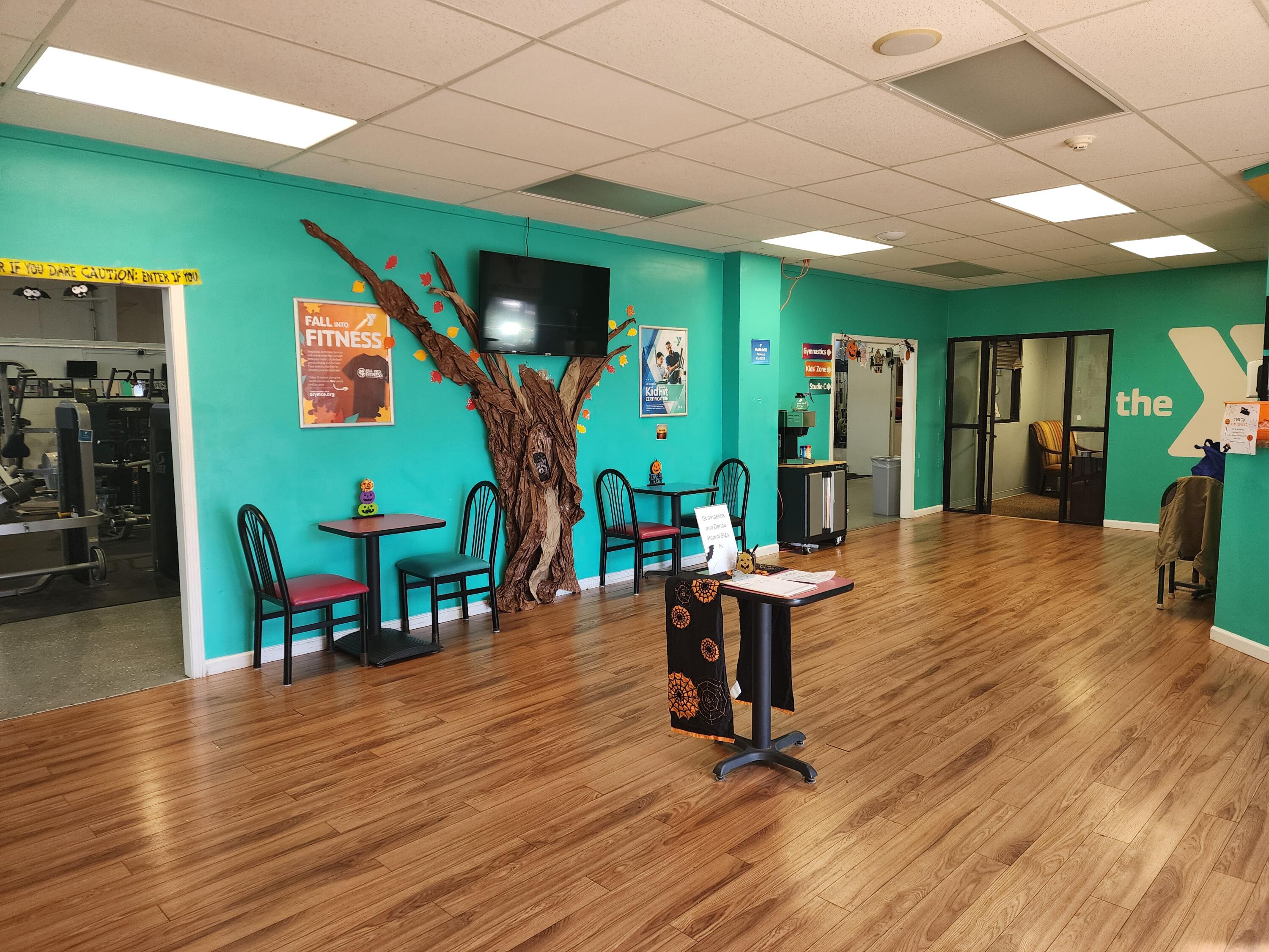 Photo 8 - Commercial Sale for sale – 175  Industrial Park Drive  Hollister, MO