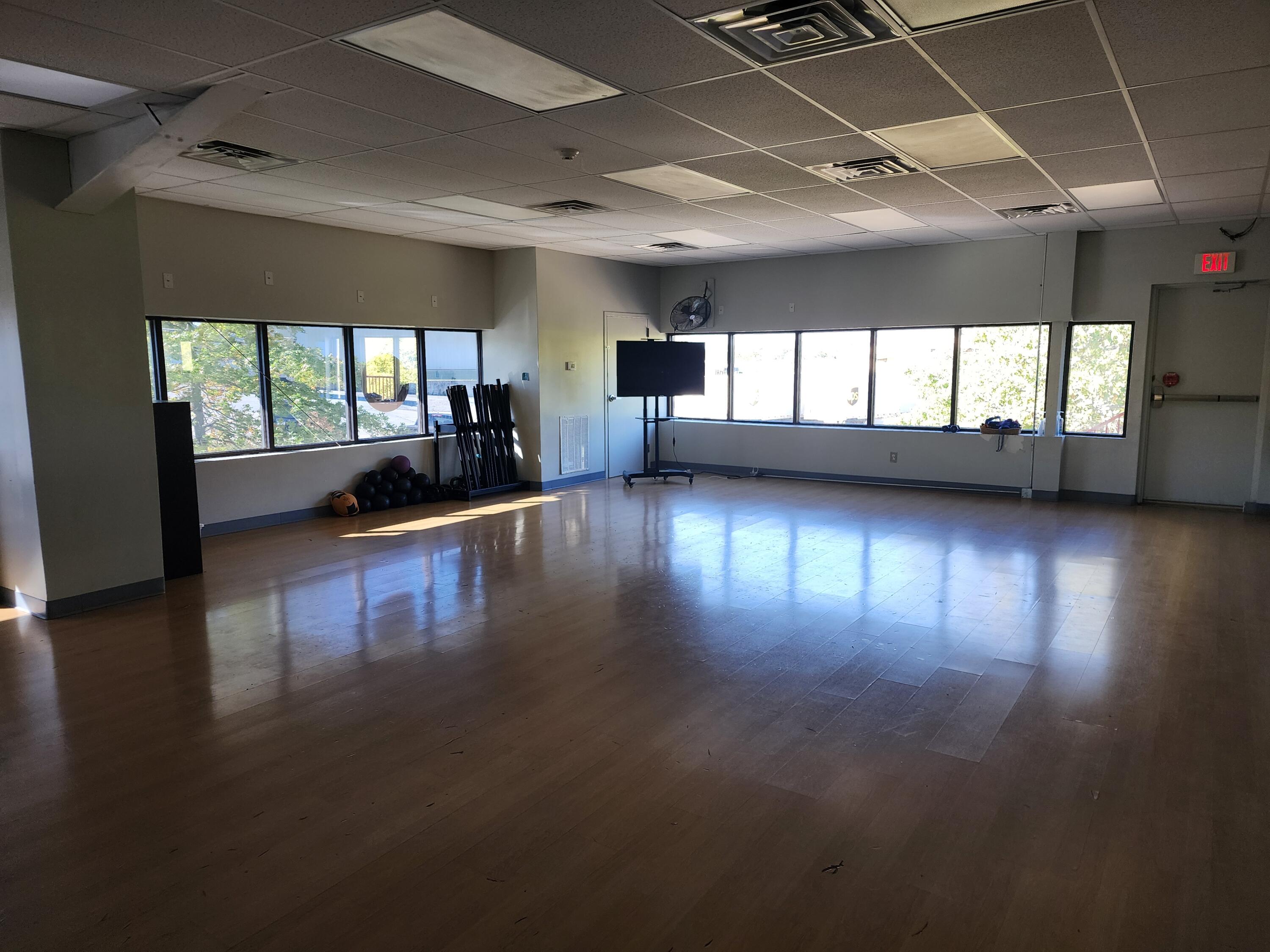 Photo 10 - Commercial Sale for sale – 175  Industrial Park Drive  Hollister, MO