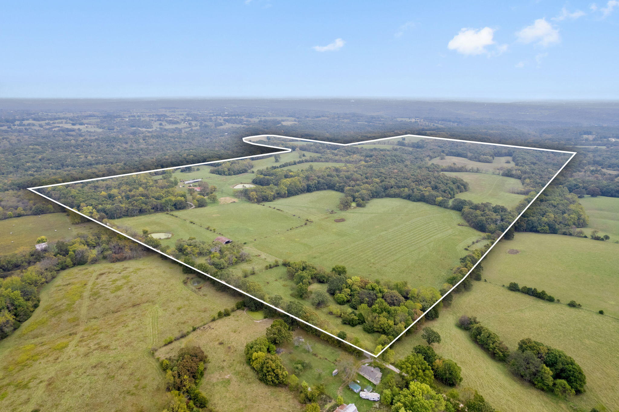 Farm for sale – 518  Union Ridge Drive  Clever, MO