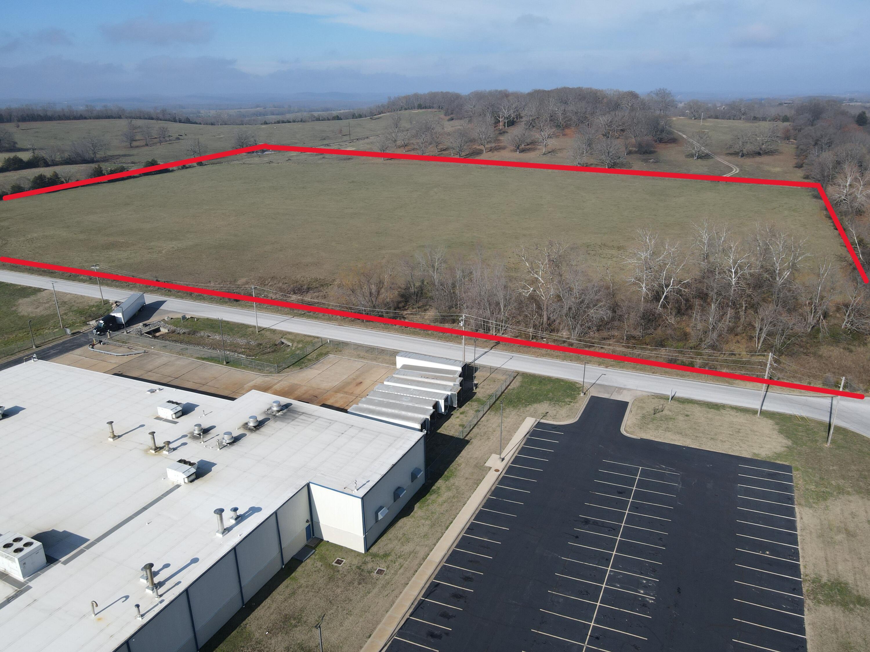 Residential for sale – 000  Industrial Road   Ava, MO